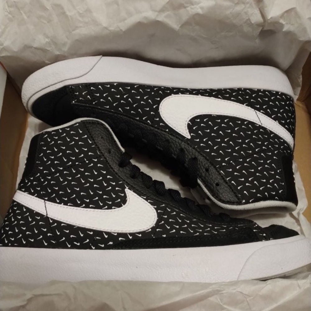 COPY - Nike Blazer mid ‘77 black and white